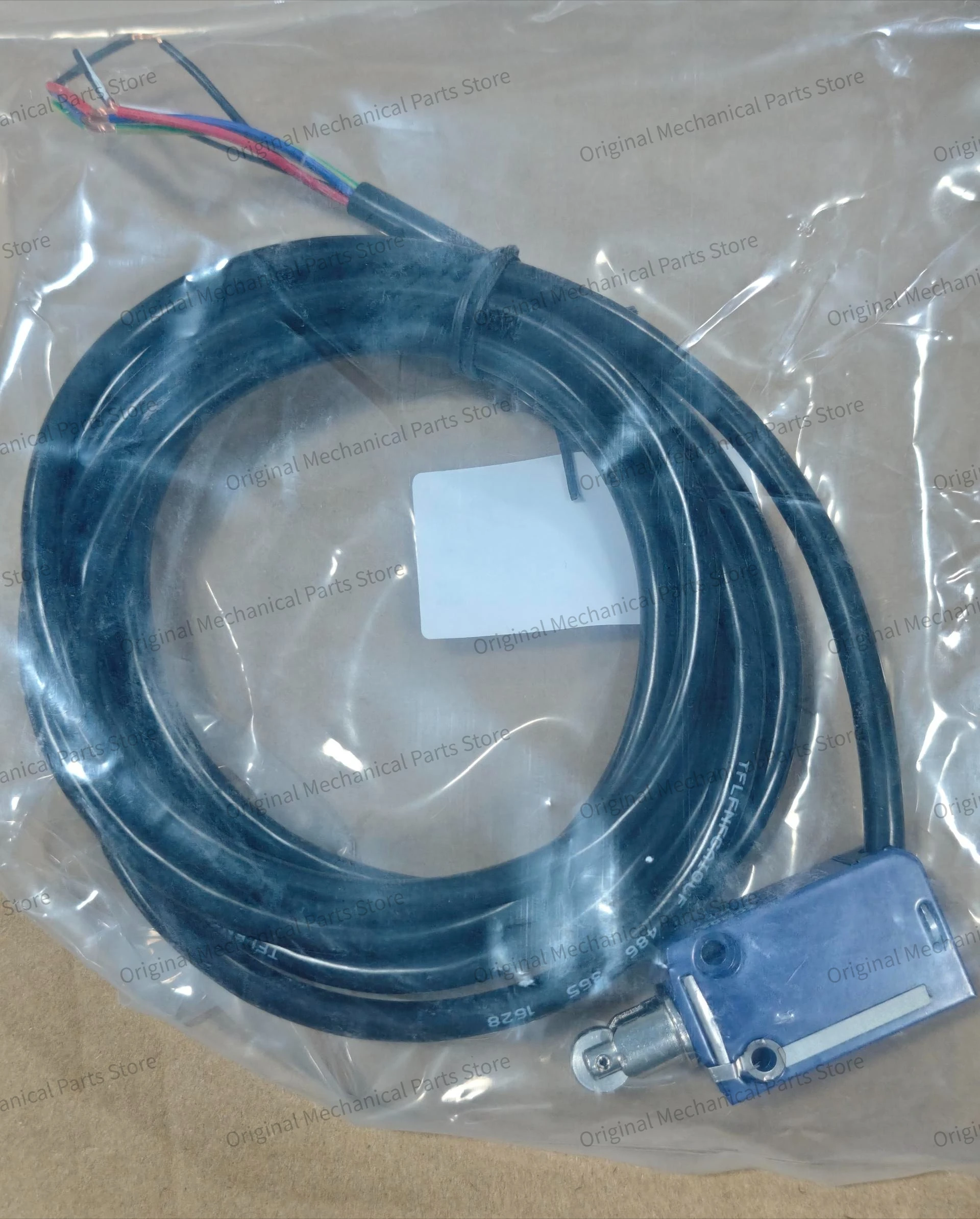 Gloednieuw 1 stuks XCMD2102L3  - Limit Switch recensie en prijs
